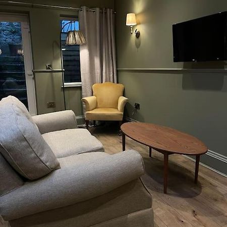 Peaceful Apartment In The Heart Of Frome Ngoại thất bức ảnh