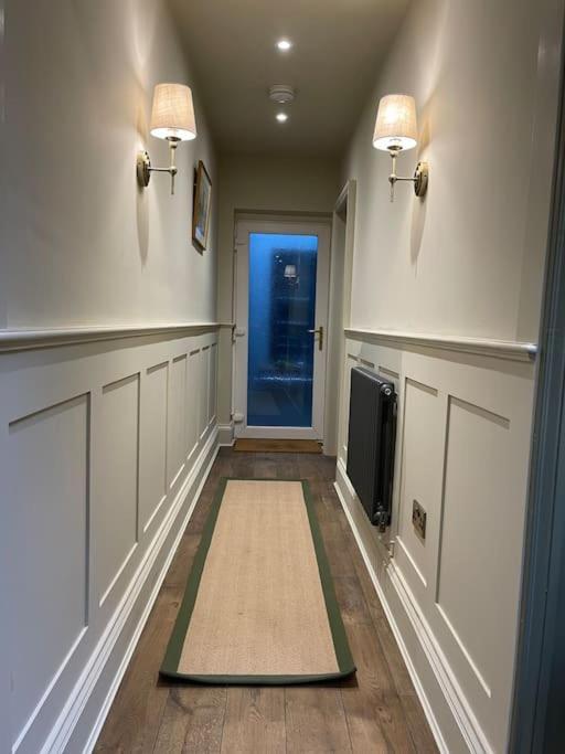 Peaceful Apartment In The Heart Of Frome Ngoại thất bức ảnh